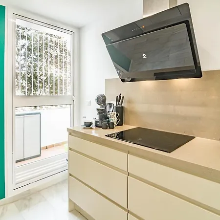 公寓 Andalusian Elegance In El Paraiso With 360 Views Over Sea And Mountains 埃斯特波纳