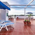 Andalusian Elegance In El Paraiso With 360 Views Over Sea And Mountains Appartement