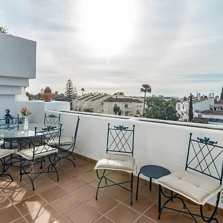 Andalusian Elegance In El Paraiso With 360 Views Over Sea And Mountains