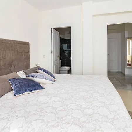 Apartment Andalusian Elegance In El Paraiso With 360 Views Over Sea And Mountains Estepona