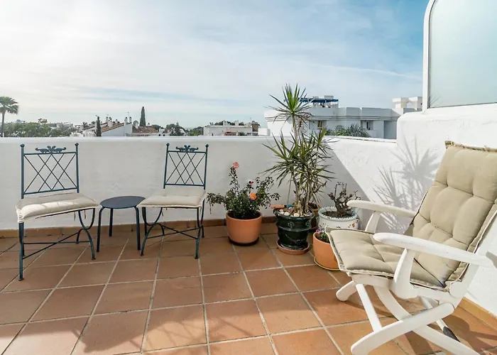 Andalusian Elegance In El Paraiso With 360 Views Over Sea And Mountains Апартаменты