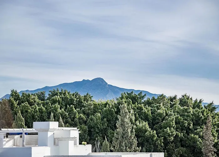 Andalusian Elegance In El Paraiso With 360 Views Over Sea And Mountains Эстепона