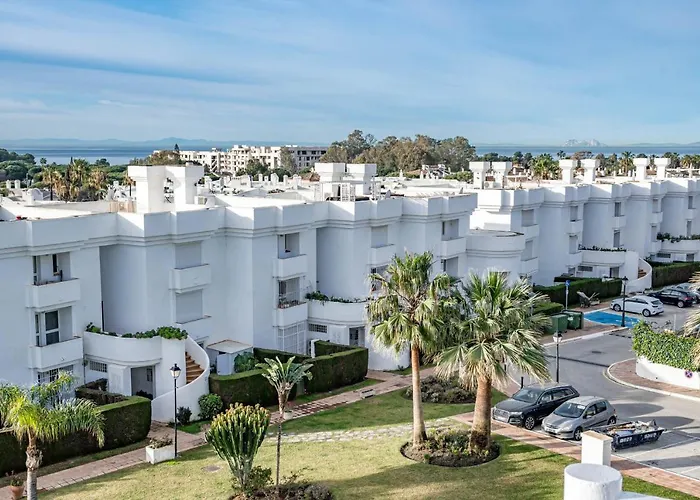 Andalusian Elegance In El Paraiso With 360 Views Over Sea And Mountains Апартаменты Эстепона