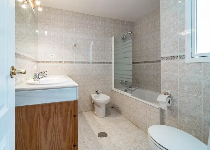 Andalusian Elegance In El Paraiso With 360 Views Over Sea And Mountains Апартаменты Эстепона