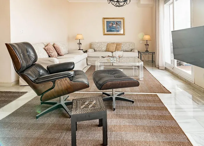 Andalusian Elegance In El Paraiso With 360 Views Over Sea And Mountains Апартаменты