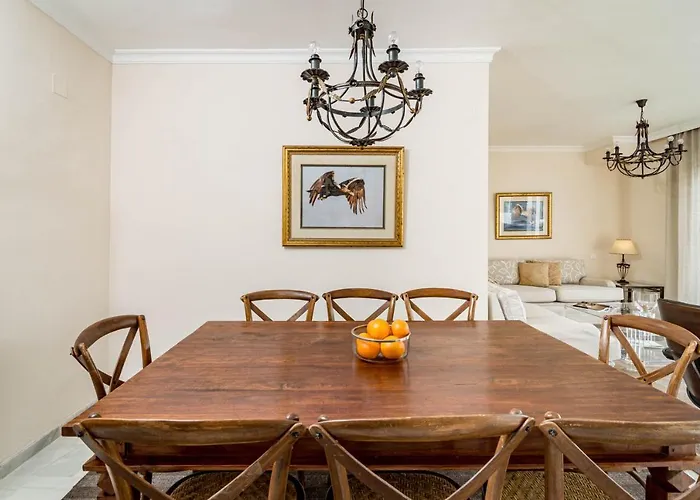 Andalusian Elegance In El Paraiso With 360 Views Over Sea And Mountains Апартаменты