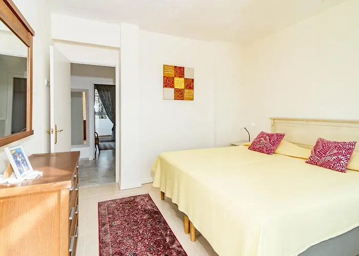 Andalusian Elegance In El Paraiso With 360 Views Over Sea And Mountains Апартаменты *